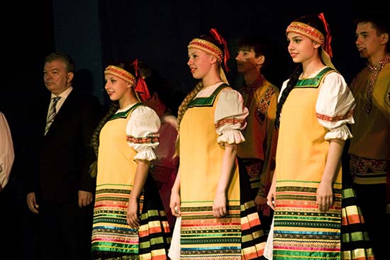Folk dance dress ''Khorovod''  Russian clothing, Russian dress